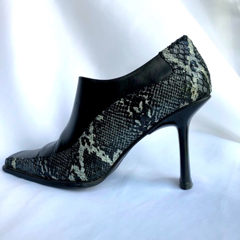 Nando Muzi Black Leather Snakeskin Embossed Square Toe Ankle Boots EU 38